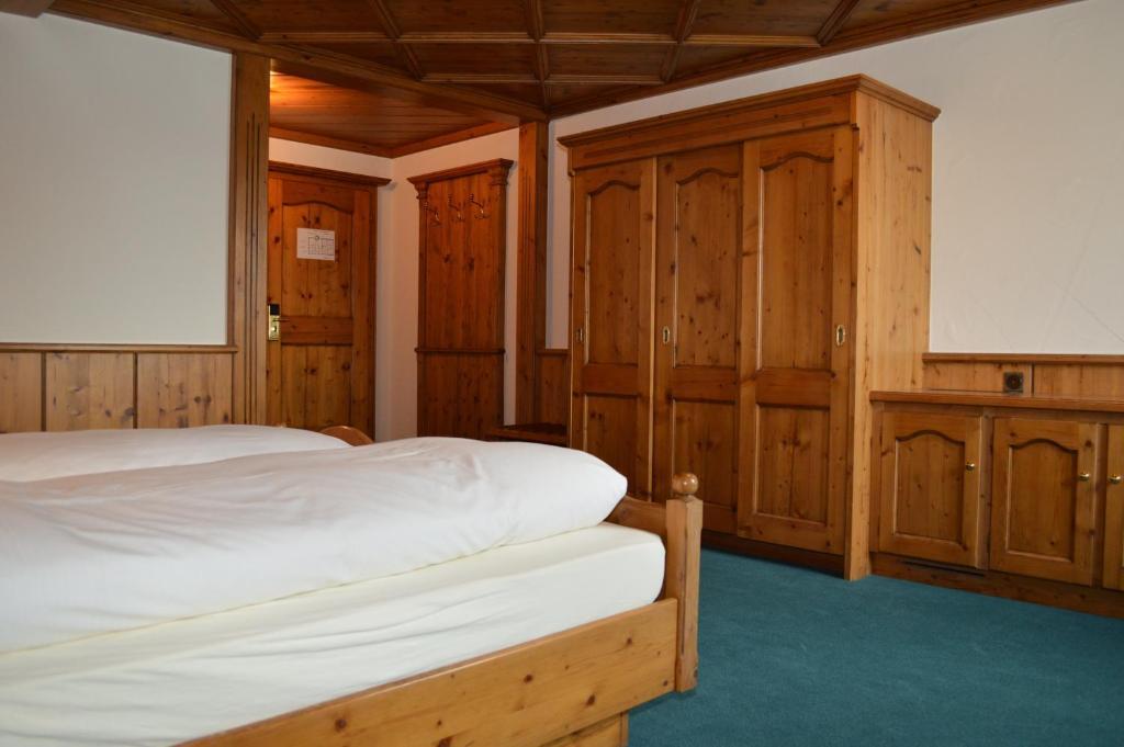 Hotel Zum Kreuz Aarau Værelse billede